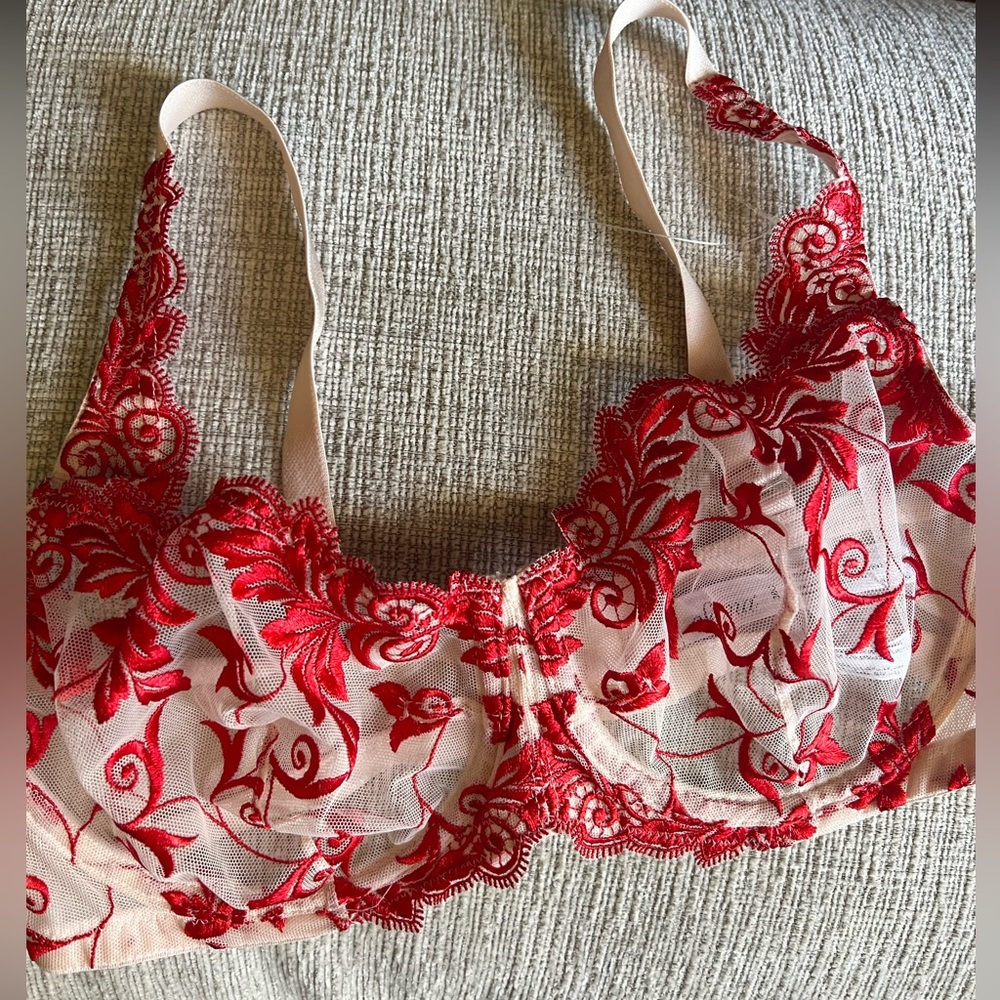 Soma lace bra